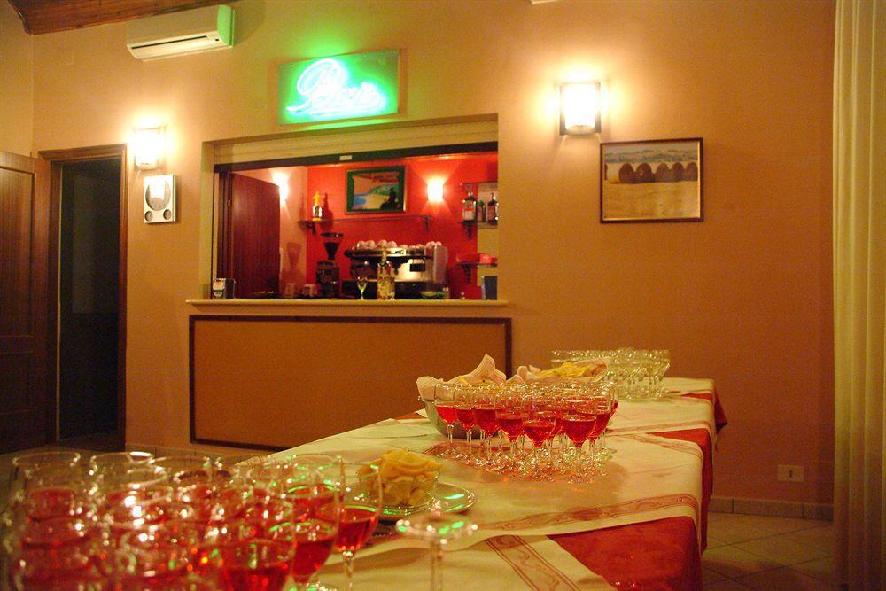 Hotel Virgilio تروبيا المظهر الخارجي الصورة
