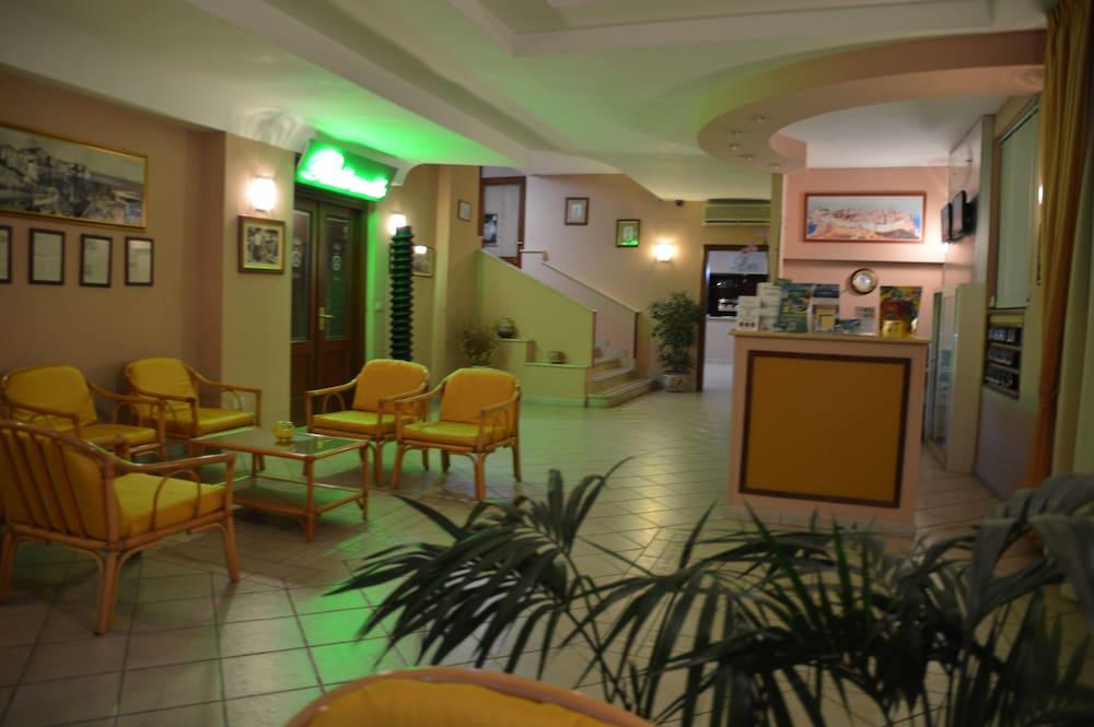 Hotel Virgilio تروبيا المظهر الخارجي الصورة