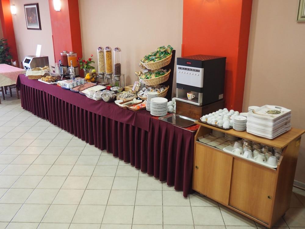 Hotel Virgilio تروبيا المظهر الخارجي الصورة